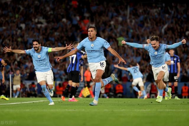 赛地聚焦——欧冠关键时刻热度飙升，波特兰开拓者强势反弹，球迷炸锅，心理建设被强调