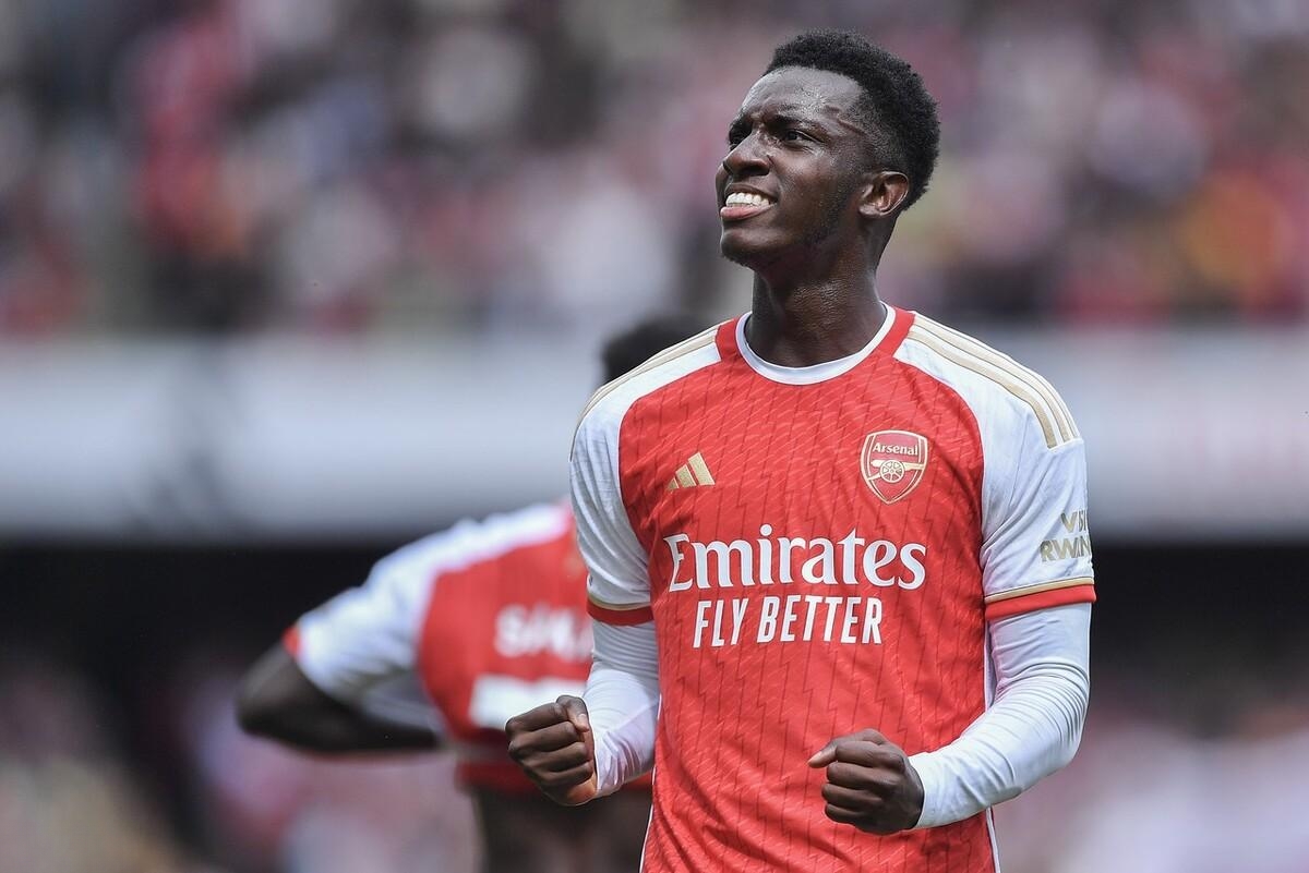 ag体育中国官网-今晨纽卡斯尔调整名单以备NBA季后赛；刷新队史纪录环节打磨；震撼外界；训练强度明显提升