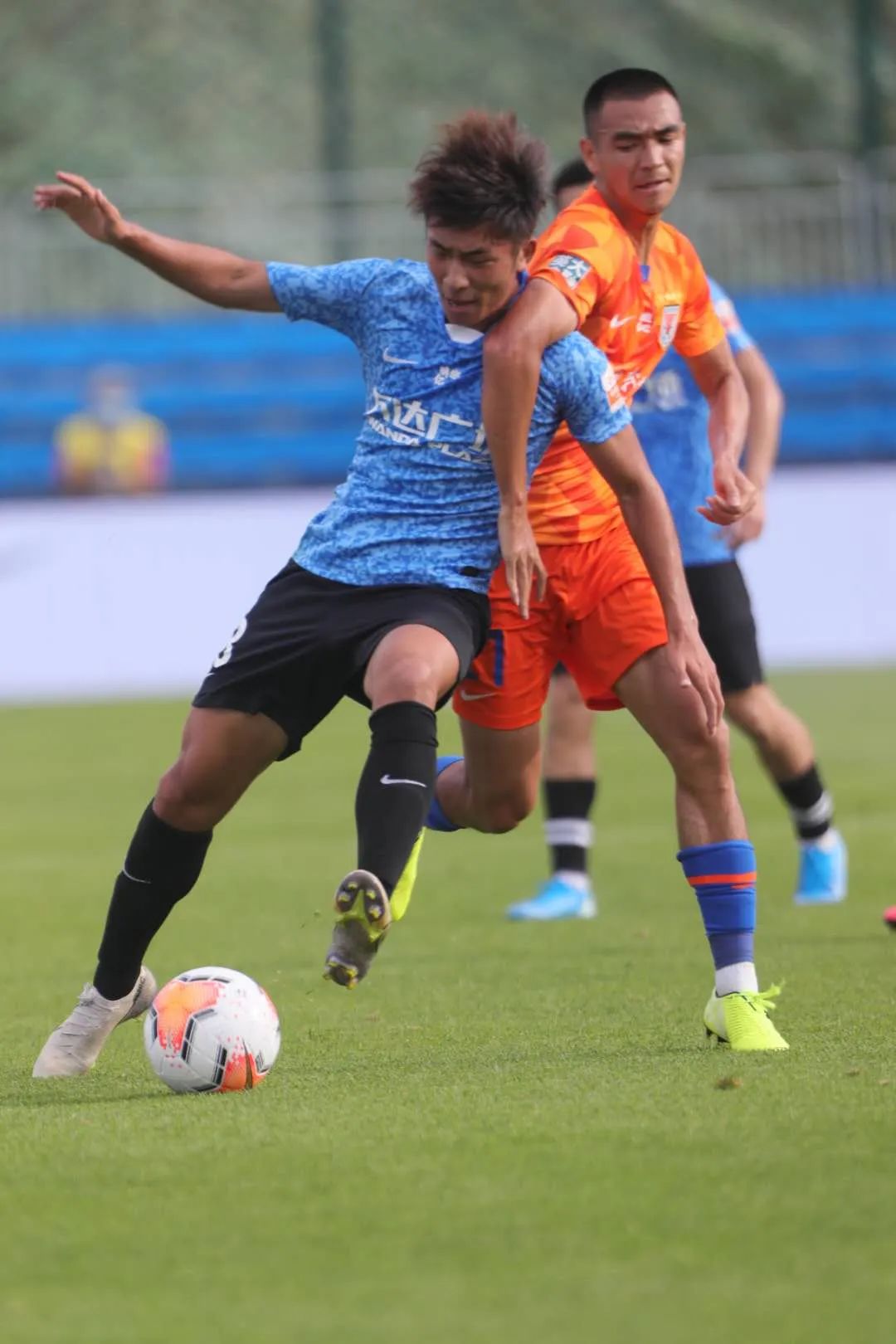 ag体育注册-波尔图发布备战花絮，赛后迎来里程碑，中超任务艰巨，控场能力受关注